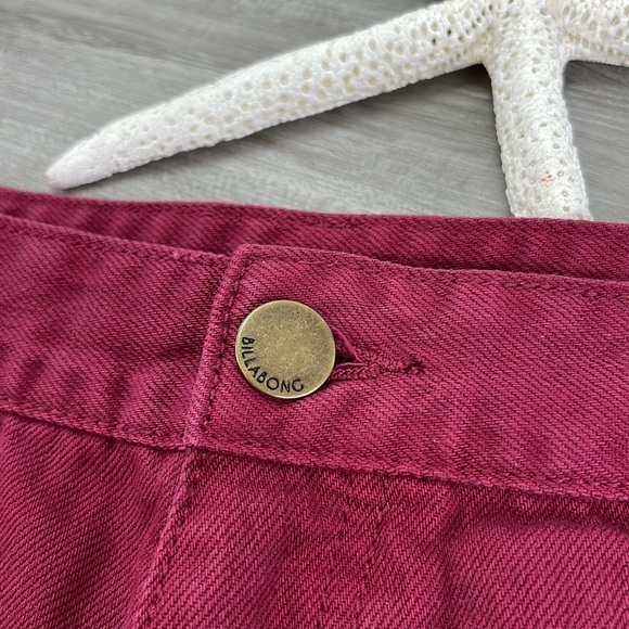 🔆BILLABONG🔆 JEAN SHORTS maroon stretch, button, comfortable popular - Picture 8 of 11